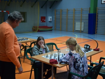 Wakacyjne zajęcia na hali sportowej MOSiR w Żywcu - zdjęcie29