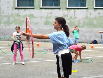 Pożegnanie wakacji przy SP3 oraz SP6. - zdjęcie 18