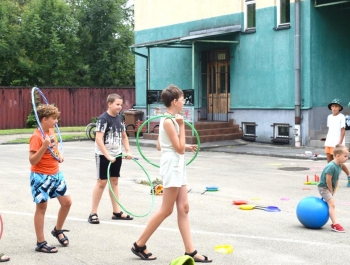 Pożegnanie wakacji przy SP3 oraz SP6. - zdjęcie 12