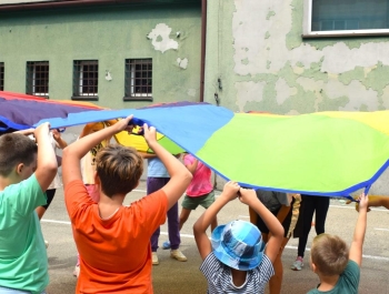 Pożegnanie wakacji przy SP3 oraz SP6. - zdjęcie 10