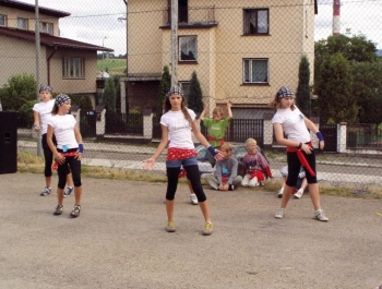 FESTYN SPORTOWO &#8211; REKREACYJNY DLA DZIECI &#8222;WAKACJE NA SPORTOWO i WESOŁO&#8221; - zdjęcie 11