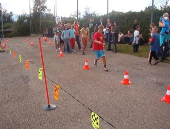 FESTYN SPORTOWO &#8211; REKREACYJNY DLA DZIECI &#8222;WAKACJE NA SPORTOWO i WESOŁO&#8221; - zdjęcie 20