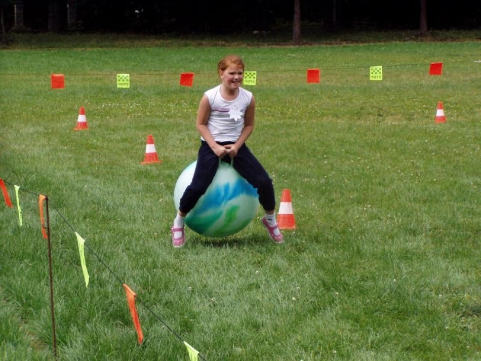 FESTYN SPORTOWO &#8211; REKREACYJNY DLA DZIECI &#8222;WAKACJE NA SPORTOWO i WESOŁO&#8221;