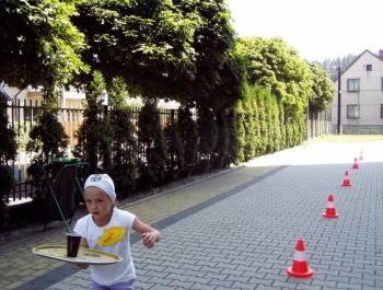 FESTYN SPORTOWO &#8211; REKREACYJNY DLA DZIECI &#8222;WAKACJE NA SPORTOWO i WESOŁO&#8221; - zdjęcie 9