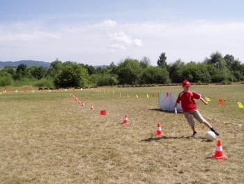 FESTYN SPORTOWO &#8211; REKREACYJNY DLA DZIECI &#8222;WAKACJE NA SPORTOWO i WESOŁO&#8221; - zdjęcie 4