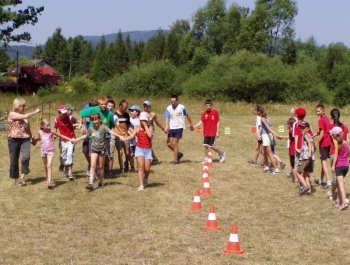 FESTYN SPORTOWO &#8211; REKREACYJNY DLA DZIECI &#8222;WAKACJE NA SPORTOWO i WESOŁO&#8221; - zdjęcie 7