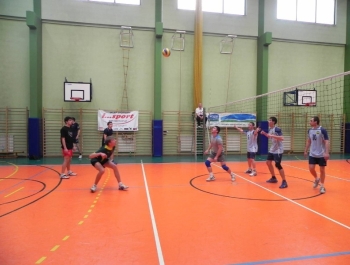 WYNIKI OFICJALNE Wiosennego Turnieju Dzikich Drużyn w Piłce Siatkowej „O Puchar MOSiR – u” - zdjęcie7