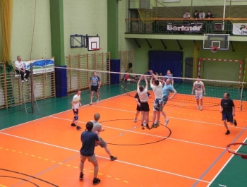 WYNIKI OFICJALNE Wiosennego Turnieju Dzikich Drużyn w Piłce Siatkowej „O Puchar MOSiR – u” - zdjęcie6