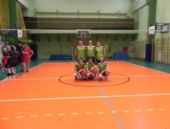 WYNIKI OFICJALNE Wiosennego Turnieju Dzikich Drużyn w Piłce Siatkowej „O Puchar MOSiR – u” - zdjęcie1