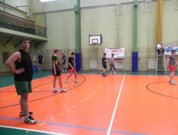 WYNIKI OFICJALNE Wiosennego Turnieju Dzikich Drużyn w Piłce Siatkowej „O Puchar MOSiR – u” - zdjęcie11