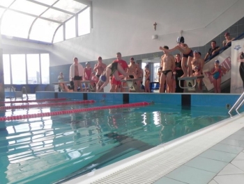 Wyniki Rodzinnych Sztafet Pływackich - zdjęcie2