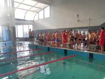 Wyniki Rodzinnych Sztafet Pływackich - zdjęcie1