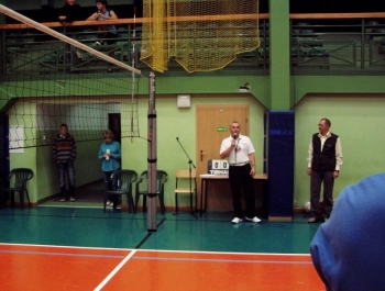 OFICJALNE WYNIKI VIII JESIENNEGO TURNIEJU DZIKICH DRUŻYN W PIŁCE SIATKOWEJ O PUCHAR BURMISTRZA MIASTA ŻYWCA- 02.09.2007 ROK - zdjęcie 2