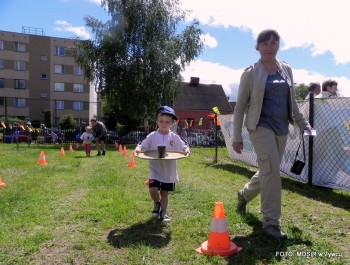 Festyn z okazji Dnia Dziecka - zdjęcie7