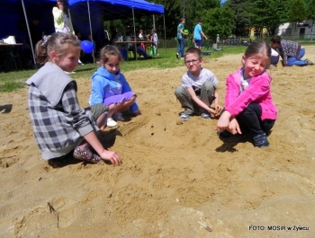Festyn z okazji Dnia Dziecka - zdjęcie14