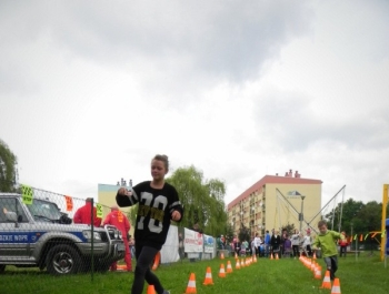 Festyn z okazji Dnia Dziecka - zdjęcie16