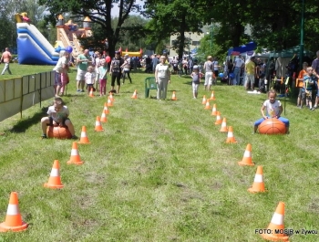 Festyn " RODZINNIE DO ZDROWIA" - zdjęcie11