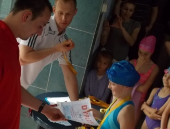 Podsumowanie kolejnego roku działalności Szkółki Pływackiej MOSiR-u w Żywcu - zdjęcie8