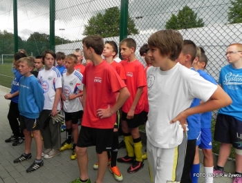 WYNIKI - OSIEDLOWY TURNIEJ PIŁKI NOŻNEJ - zdjęcie4