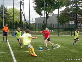 WYNIKI - OSIEDLOWY TURNIEJ PIŁKI NOŻNEJ - zdjęcie13