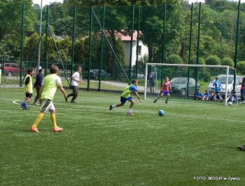 WYNIKI - OSIEDLOWY TURNIEJ PIŁKI NOŻNEJ - zdjęcie15