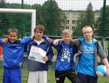 WYNIKI - OSIEDLOWY TURNIEJ PIŁKI NOŻNEJ - zdjęcie22