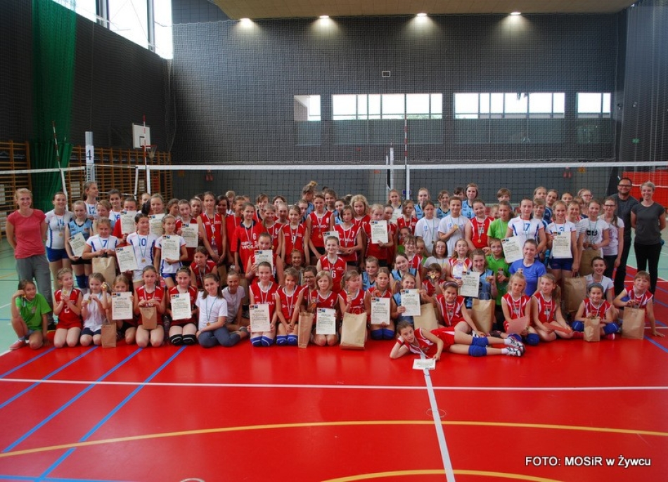 Sukcesy siatkarek UKS-u ATOM ŻYWIEC