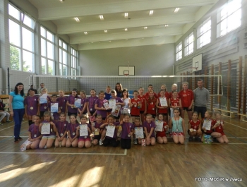 Sukcesy siatkarek UKS-u ATOM ŻYWIEC - zdjęcie13