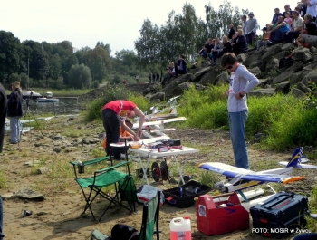 PUCHAR CENTRALNEJ EUROPY MODELI WODNOSAMOLOTÓW - zdjęcie105