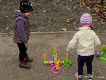 NOWY, BEZPIECZNY PLAC ZABAW NA OSIEDLU  MŁODYCH od 12.XI.2014 - zdjęcie54