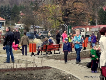 NOWY, BEZPIECZNY PLAC ZABAW NA OSIEDLU  MŁODYCH od 12.XI.2014 - zdjęcie50