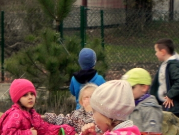 NOWY, BEZPIECZNY PLAC ZABAW NA OSIEDLU  MŁODYCH od 12.XI.2014 - zdjęcie45