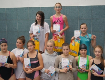 PŁYWACKA LIGA SZKOLNA - II EDYCJA. WYNIKI I FOTOREPORTAŻ - zdjęcie12