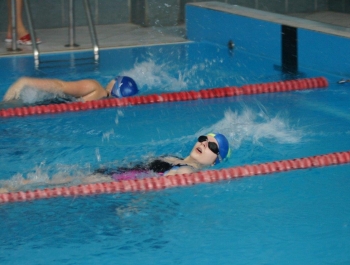 PŁYWACKA LIGA SZKOLNA - II EDYCJA. WYNIKI I FOTOREPORTAŻ - zdjęcie4