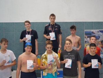 PŁYWACKA LIGA SZKOLNA - II EDYCJA. WYNIKI I FOTOREPORTAŻ - zdjęcie1