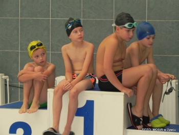 PŁYWACKA LIGA SZKOLNA - II EDYCJA. WYNIKI I FOTOREPORTAŻ - zdjęcie37