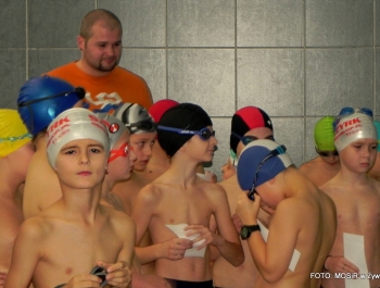 PŁYWACKA LIGA SZKOLNA - II EDYCJA. WYNIKI I FOTOREPORTAŻ - zdjęcie46