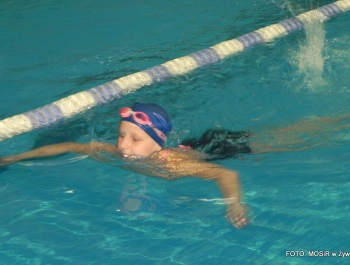 PŁYWACKA LIGA SZKOLNA - II EDYCJA. WYNIKI I FOTOREPORTAŻ - zdjęcie48