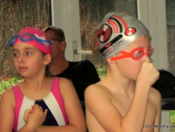 PŁYWACKA LIGA SZKOLNA - II EDYCJA. WYNIKI I FOTOREPORTAŻ - zdjęcie53