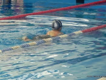 PŁYWACKA LIGA SZKOLNA - II EDYCJA. WYNIKI I FOTOREPORTAŻ - zdjęcie61