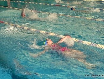 PŁYWACKA LIGA SZKOLNA - II EDYCJA. WYNIKI I FOTOREPORTAŻ - zdjęcie66