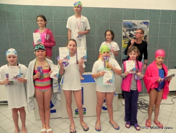 PŁYWACKA LIGA SZKOLNA - II EDYCJA. WYNIKI I FOTOREPORTAŻ - zdjęcie80