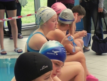 PŁYWACKA LIGA SZKOLNA - II EDYCJA. WYNIKI I FOTOREPORTAŻ - zdjęcie99