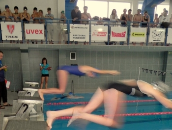 PŁYWACKA LIGA SZKOLNA - II EDYCJA. WYNIKI I FOTOREPORTAŻ - zdjęcie106