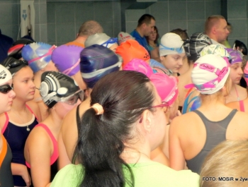 PŁYWACKA LIGA SZKOLNA - II EDYCJA. WYNIKI I FOTOREPORTAŻ - zdjęcie125