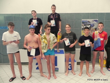 PŁYWACKA LIGA SZKOLNA - II EDYCJA. WYNIKI I FOTOREPORTAŻ - zdjęcie144