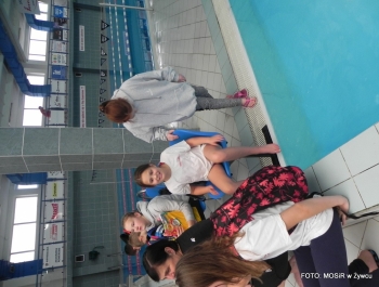 PŁYWACKA LIGA SZKOLNA - II EDYCJA. WYNIKI I FOTOREPORTAŻ - zdjęcie151