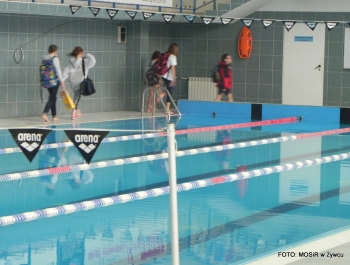 PŁYWACKA LIGA SZKOLNA - II EDYCJA. WYNIKI I FOTOREPORTAŻ - zdjęcie162