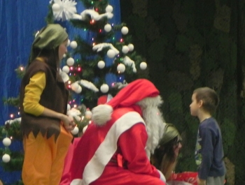 6.XII MIKOŁAJ NAGRADZAŁ ZWYCIĘZCÓW MIKOŁAJOWYCH ZAWODÓW PŁYWACKICH DLA UCZESTNIKÓW SZKÓŁKI MOSiR W ŻYWCU - zdjęcie22