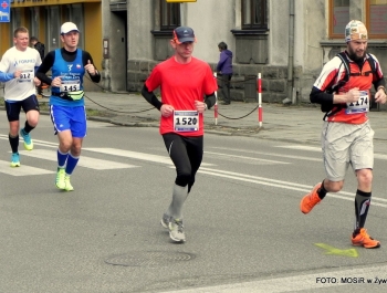 XVI PÓŁMARATON - PÓŁOFICJALNIE. FOTOGALERIA ŻYWIEC 29.III.2015 - zdjęcie92